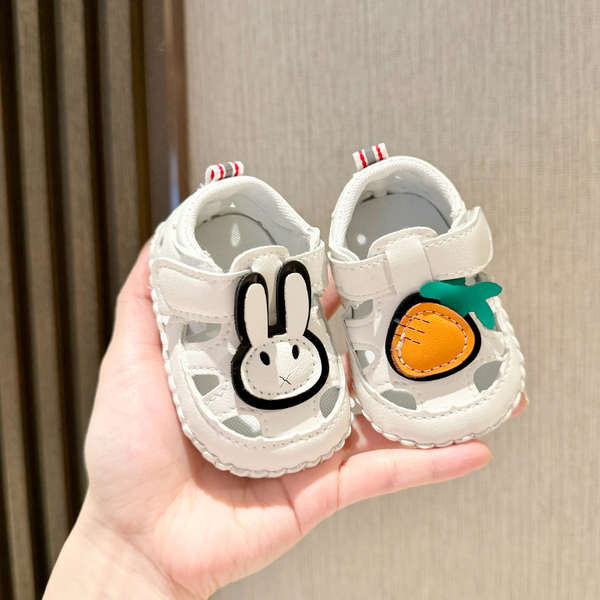crocs เด็ก รองเท้ามีไฟ ฤดูร้อนเด็กชายและเด็กหญิงอายุ1ปีรองเท้าเด็กวัยหัดเดินพื้นนิ่ม3-678-12เดือนรอง