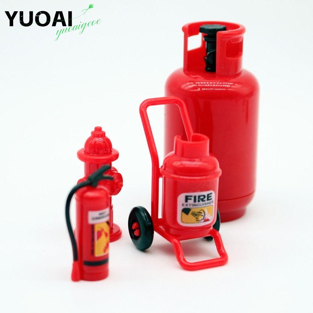 Yuoai ตุ๊กตาเครื่องดับเพลิงขนาดเล็ก, Fire Hydrant อะคริลิค Dollhouse Miniature ฉาก Props, แฟชั่นถังแก๊สพลาสติกสําหรับ 1/6 และ 1/12 ตุ๊กตา