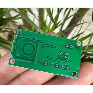 โมดูลควบคุม เปิด ปิด ไฟโซล่าเซล 3.2 -3.7 V ขายเป็นคู่ 1 ชุดจะได้รับสินค้า 2 ชิ้น