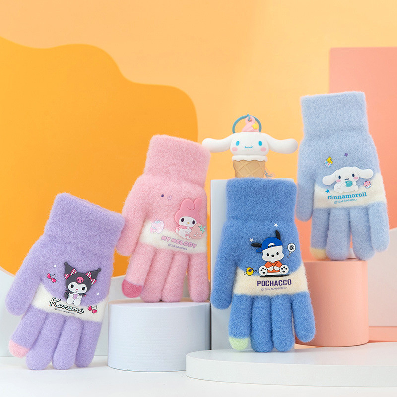 UNGU MERAH ( OTH1135 / OTH1398 / OTH1399) ถุงมือกันหนาว ขนแกะ handgloves เด็ก 4-10 ปี - sanrio kurom