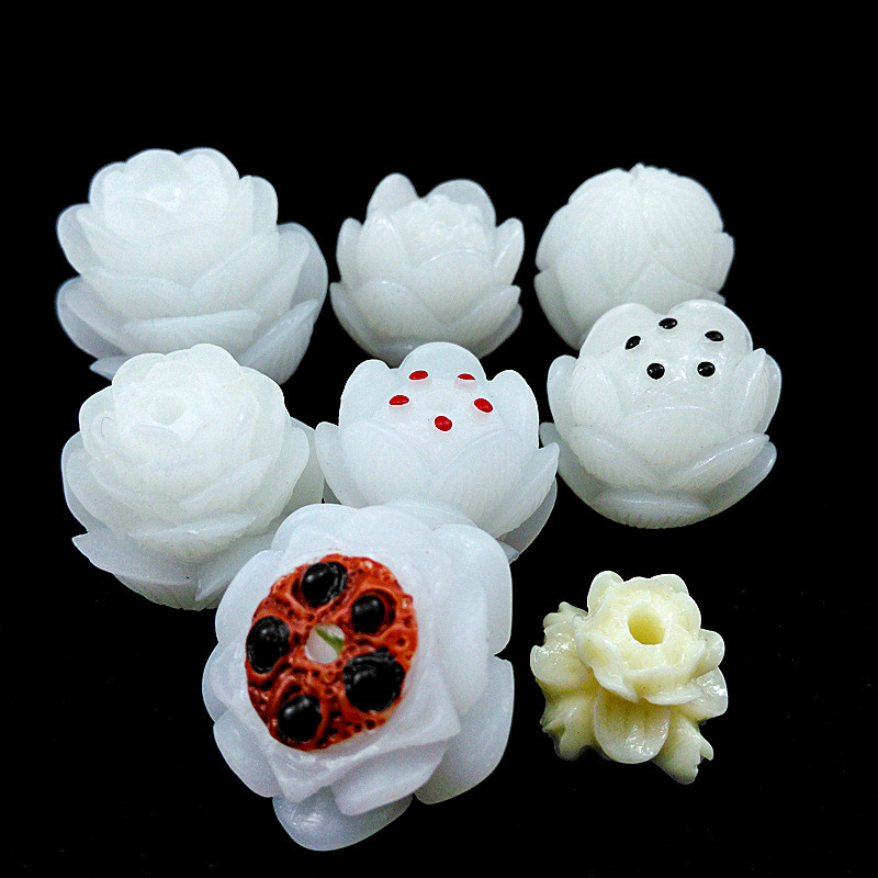 จี้รูปดอกบัวสีขาวเทียมแบบใหม่จี้รูปดอกบัวสีขาวสำหรับผู้หญิงจี้รูปดอกบัวสีขาวจี้เรซิ่นเครื่องประดับรากบัว07bs