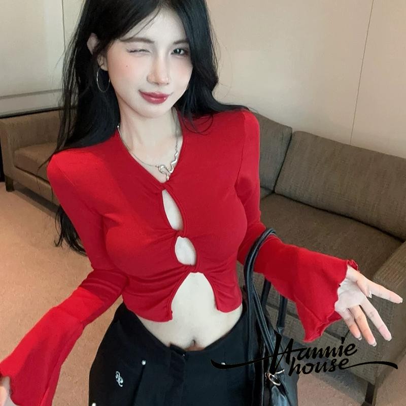 Hanie House- เสื้อครอปคอวีแขนยาวผู้หญิง Twist Front Cut Out