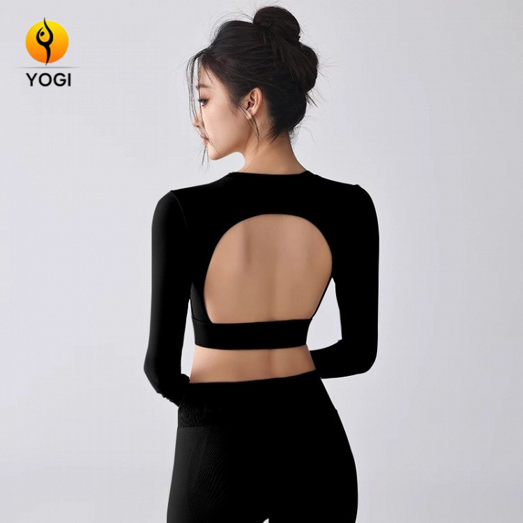 พลัสขนาดโยคะพิลาทิสท็อปส์ซูแขนยาวกระชับหน้าอกฟรีเสื่อเซ็กซี่กลับด้านบนออกกำลังกาย