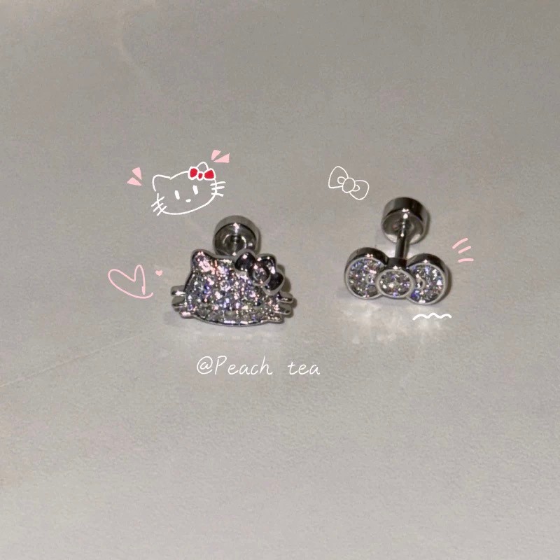 น่ารักเพชรเต็ม KT Cat Bowknot ประณีตสาว S925 ต่างหูสกรูเงินหูกระดูกสตั๊ดขายส่ง