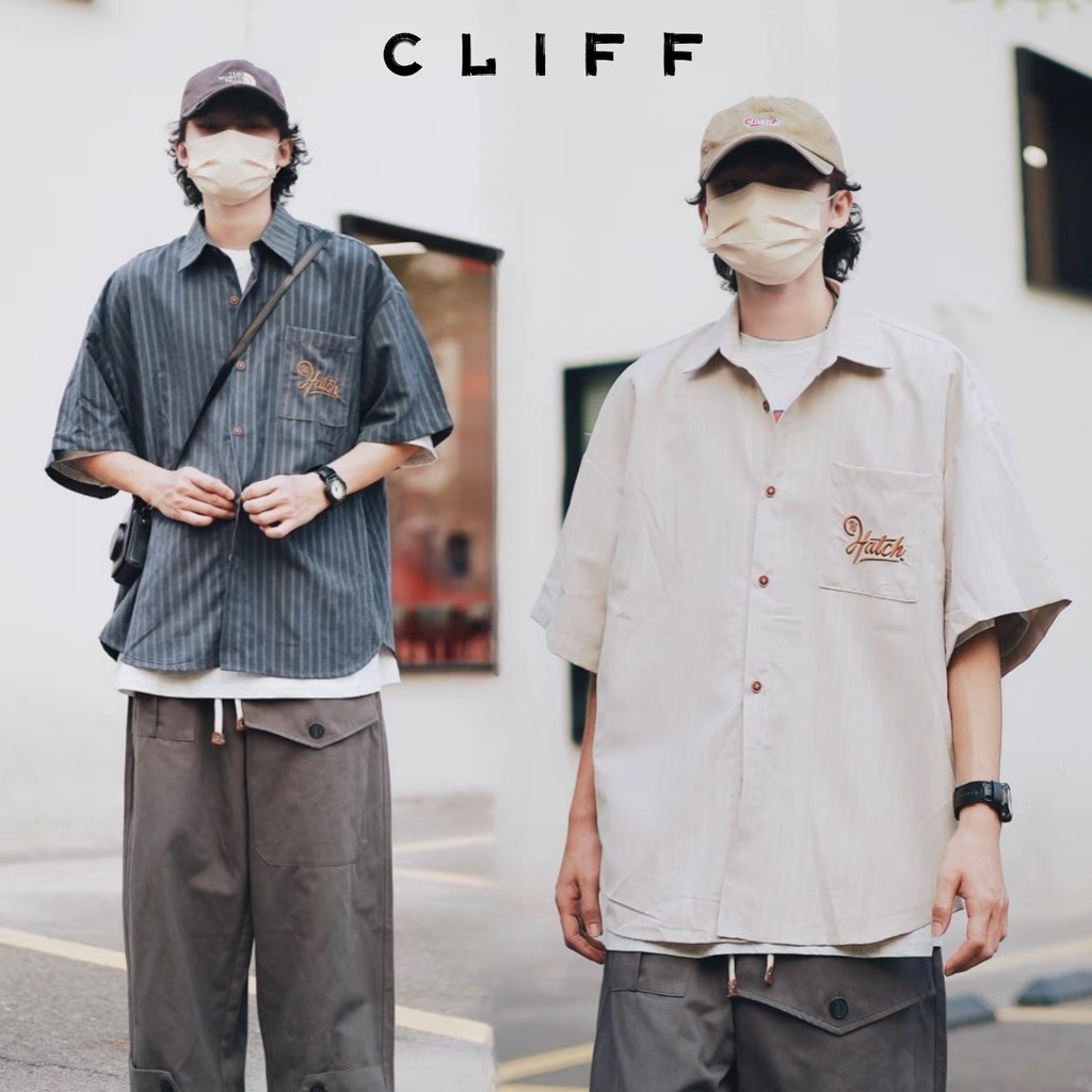CLIFF เสื้อเชิ้ตผู้ชายแขนสั้น กระเป๋าปักลาย สไตล์อเมริกันวินเทจ แฟชั่นใส่แล้วสวย ใส่ได้ทุกโอกาส