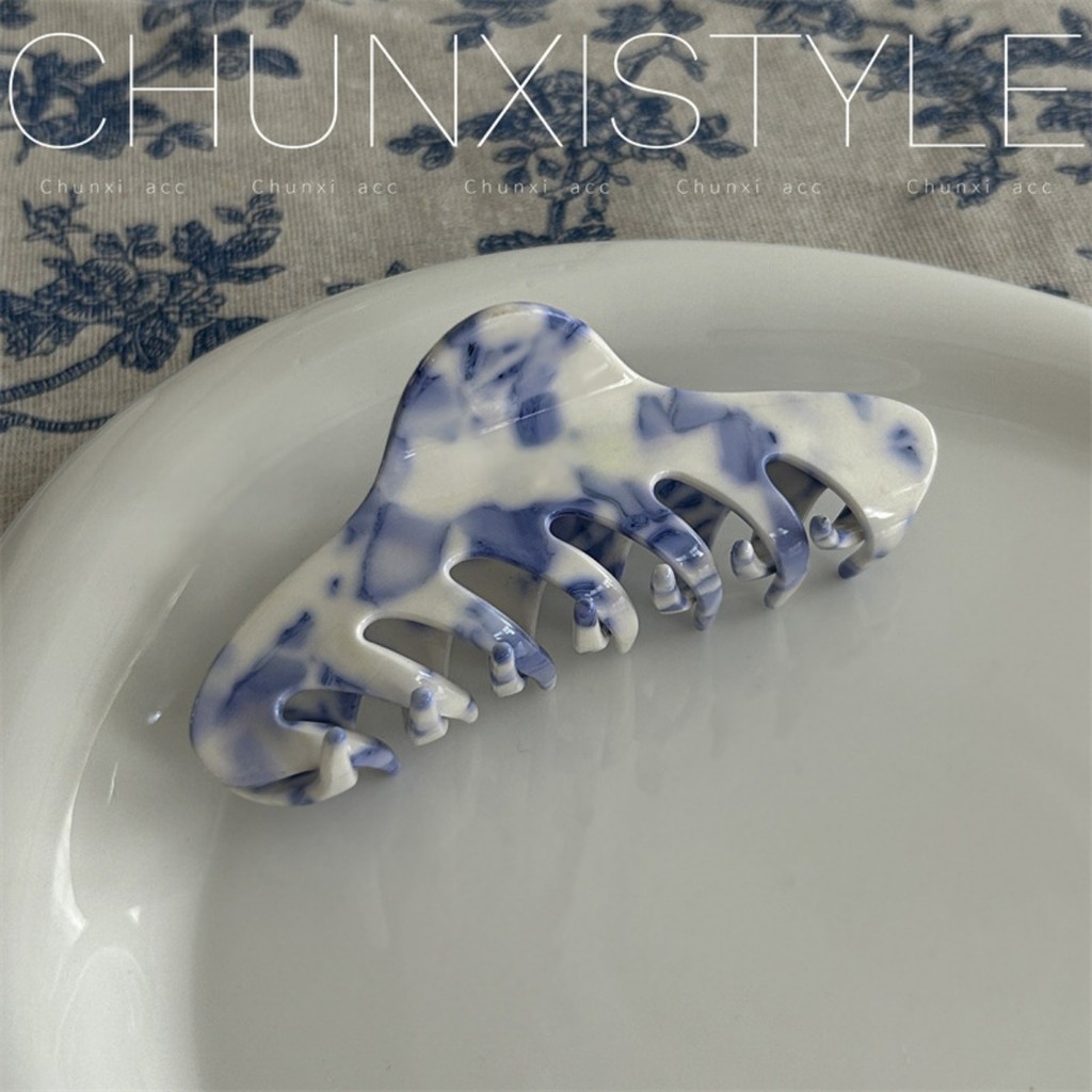 ✨✨✨ส่งฟรี ✨✨✨อิน ฝรั่งเศสเลียนแบบพอร์ซเลนสีฟ้าและสีขาวรูปแบบกรดอะซิติกขนาดกลางฉลามคลิปอารมณ์หวานที่เรียบง่ายกิ๊บปิ่นปักผมผู้หญิงแฟชั่นย้อนยุคเครื่องประดับ - รูปที่ 6