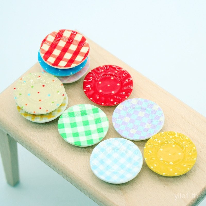 Dollhouse บ้านตุ๊กตามินิจานอาหารสีรูปแบบจานอาหารขนาดเล็กห้องครัวเล่นอุปกรณ์ประกอบฉากรุ่น OB1อุปกรณ์ประกอบฉากในบ้านโมเดลอุปกรณ์ประกอบฉากถ่ายภาพของเล่นไวน์สำหรับครอบครัวของขวัญ DIY สำหรับเด็ก