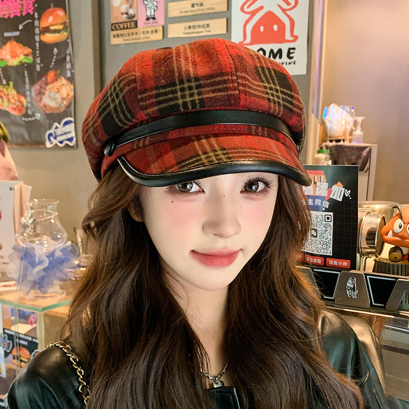 เบเร่ต์ สําหรับผู้หญิงฤดูหนาวหญิงกองทัพเรือหมวกแฟชั่นสบายๆแปดเหลี่ยมหมวกขนสัตว์หมวกยอดแหลม