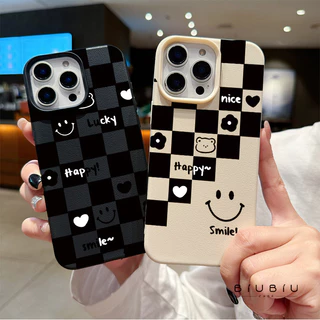 แอปเปิ้ลโทรศัพท์ หมีน้อยสีดำและสีขาว สำหรับ iPhone เคสไอโฟน 13 12 11 PRO MAX X XS MAX 16 15 14 XR 7/8PLUS จัดส่งจากประเท