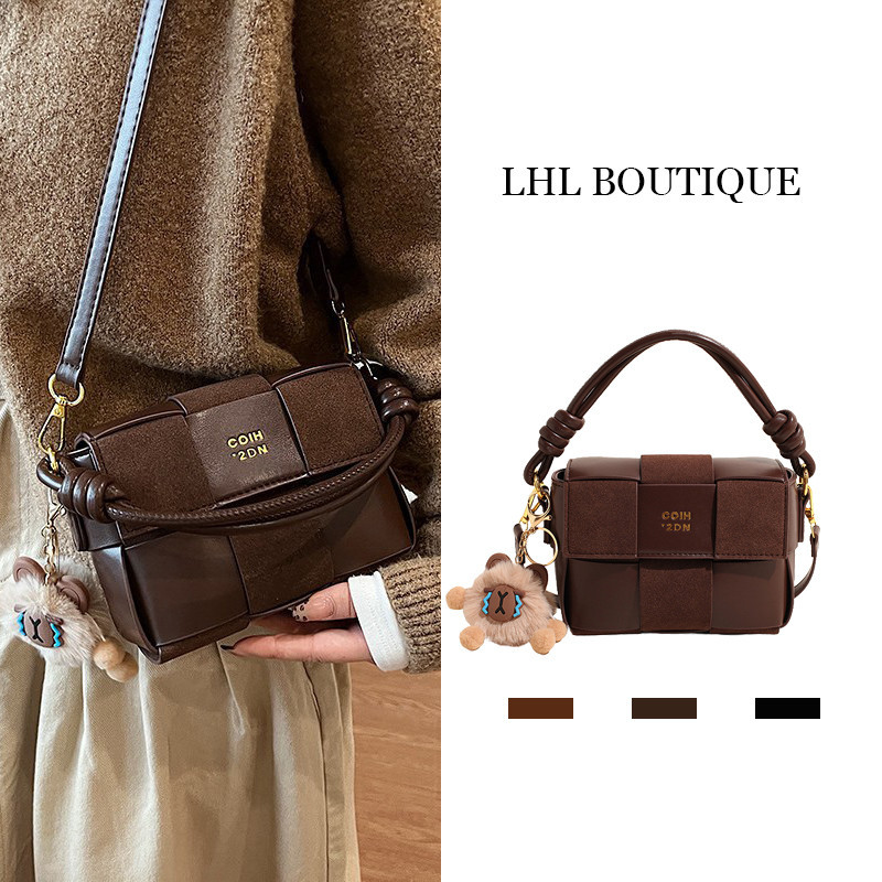LHL BOUTIQUE ใหม่พรีเมี่ยมเคลือบทอกระเป๋าสะพายไหล่เดียวสีดำแบบพกพา