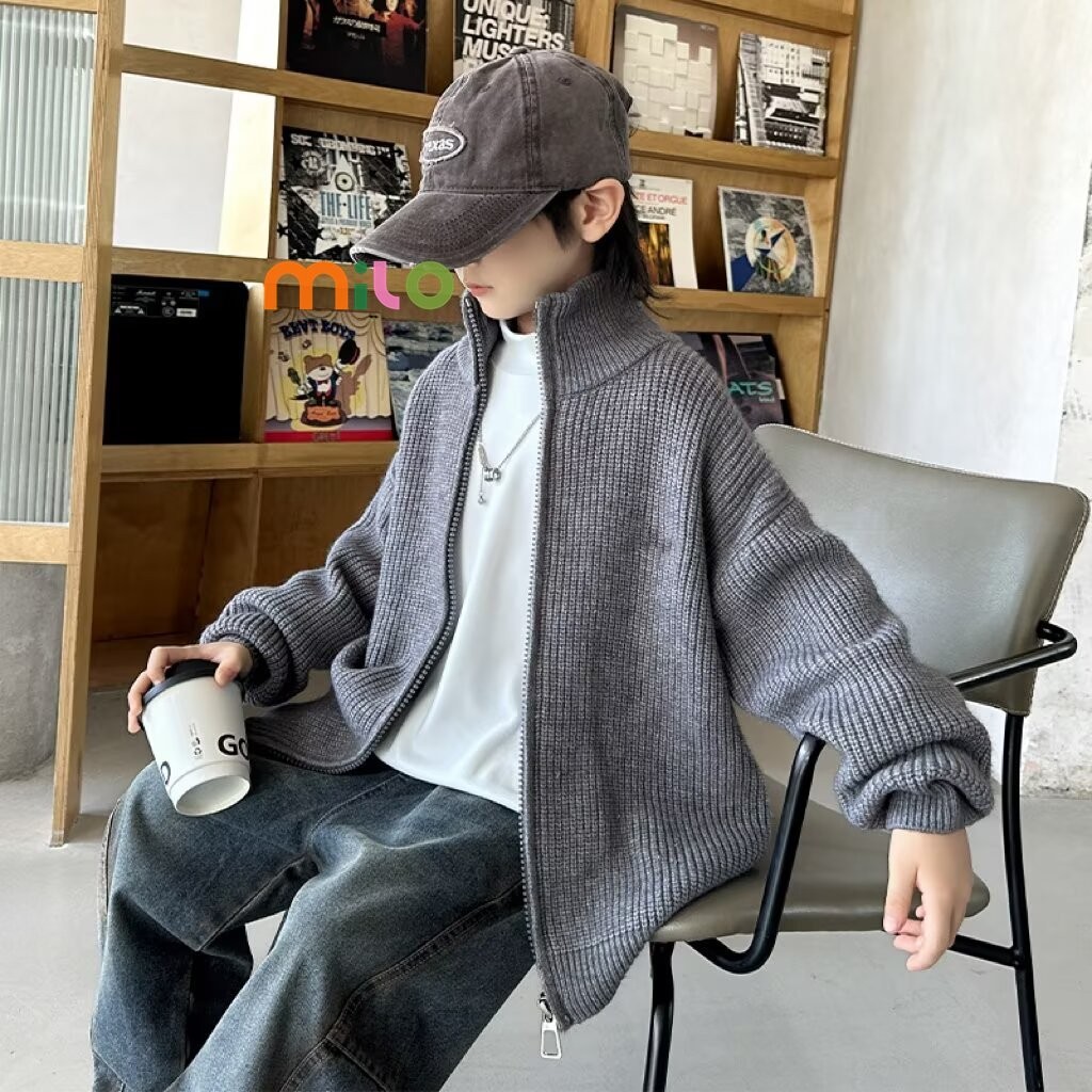 Milo เสื้อคาร์ดิแกนถักเด็กผู้ชาย สไตล์เกาหลี ฤดูใบไม้ร่วงและฤดูหนาว ซิป ลําลองและสบาย