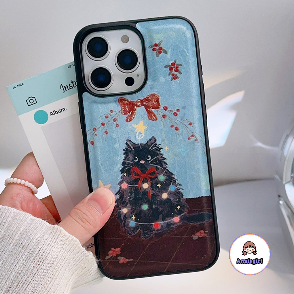 น่ารักแมวดํา Bowknot เคสโทรศัพท์คริสต์มาสสําหรับ IPhone 16 14 15 Pro Max 12 13 Promax หนังเนื้อป้องกันสิ่งสกปรกฮาร์ดโทรศัพท์ปกหลัง