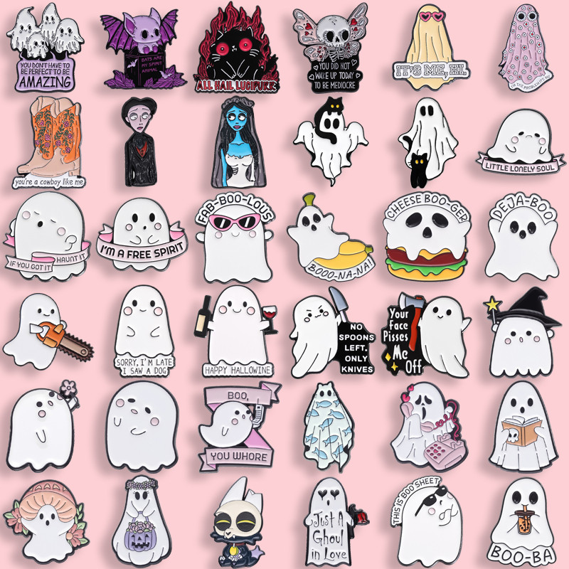 58 ตลกฮาโลวีน Ghost Lapel Pins เครื่องประดับแฟชั่นเพื่อมอบเป็นของขวัญให้เพื่อน