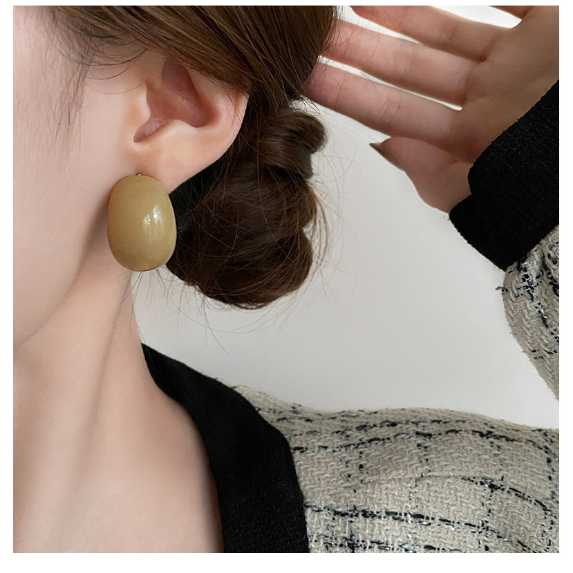 ต่างหูเรซิ่นเกาหลีเข็มเงินโค้ง C-shape รูปไข่ Water Drop สไตล์ Retro Niche สำหรับฤดูใบไม้ร่วงและฤดูหนาว ราคา ถูกที่สุด ดีลบีเคเค แกลเลอรีภาพที่ 9