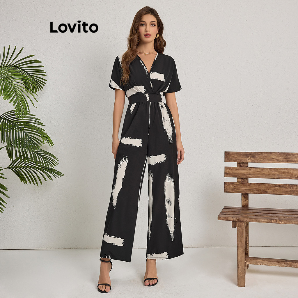 Lovito จั๊มสูททรงเรขาคณิตลำลองสำหรับผู้หญิง LBL18272