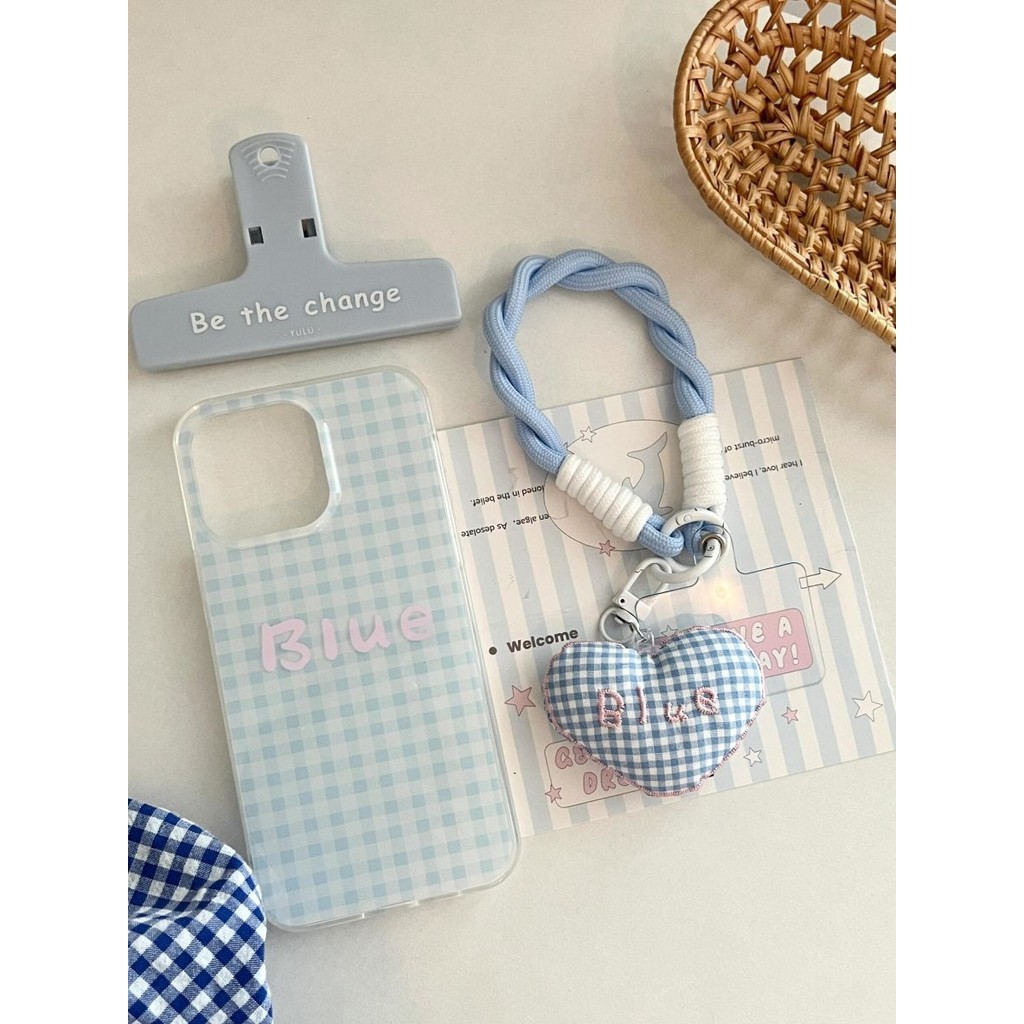 ญี่ปุ่นและเกาหลีinsสไตล์ลายสก๊อตสีฟ้าและสีขาวlove Lashขนาดใหญ่ทาสีAnti-Fallเคสโทรศัพท์IPhoneสําหรับ11/12/13Pro 7/8 Plus XSMAX IPhone14/15Promax 16 X/xs XR