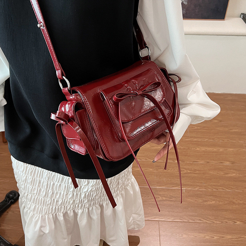 Retro Waterproof PU Leather Bow Decoration กระเป๋าสะพายข้างผู้หญิง