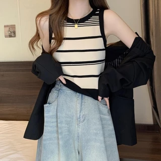 เสิ้อกล้ามไหมพรม เสื้อคอกลมแขนกุดทรงสลิมฟิต เสื้อไหมพรม เสื้อผ้าแฟชั่นผู้หญิง สไตล์เกาหลี