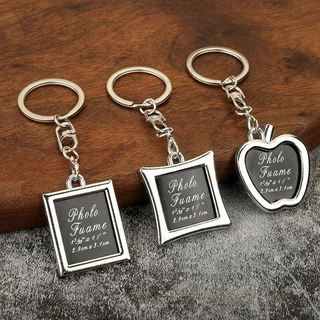 1 ชิ้น Creative Love Key Chain กรอบสแควร์สามารถถือคีย์ภาพส่วนบุคคลและของขวัญที่ระลึกยังสามารถใช้เป็นคีย์ที่บ้าน