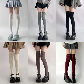 ถุงเท้าเหนือเข่า ถุงเท้า JK อบอุ่น เรียบง่ายและทันสมัย ​​ทำจากผ้าฝ้ายสีทึบ โชว์เรียวขายาวขึ้น