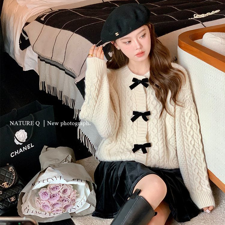 Veewink พร้อมส่งจากกรุงเทพฯ เสื้อสเวตเตอร์คริสต์มาส เสื้อสเวตเตอร์แขนยาว ลายทางสำหรับผู้หญิง สไตล์ฝรั่งเศสผูกโบว์ - รูปที่ 2