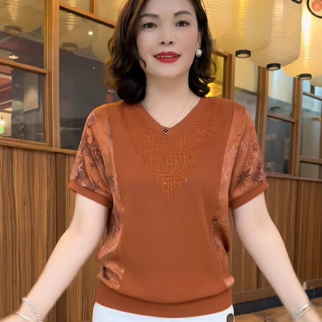 2024 ผู้สูงอายุวัยกลางคนสไตล์ตะวันตกแม่สวมพิมพ์เพชรร้อนทุกการแข่งขันหลวมเย็บแขนสั้นเสื้อยืดผู้หญิงขนาดเล็ก