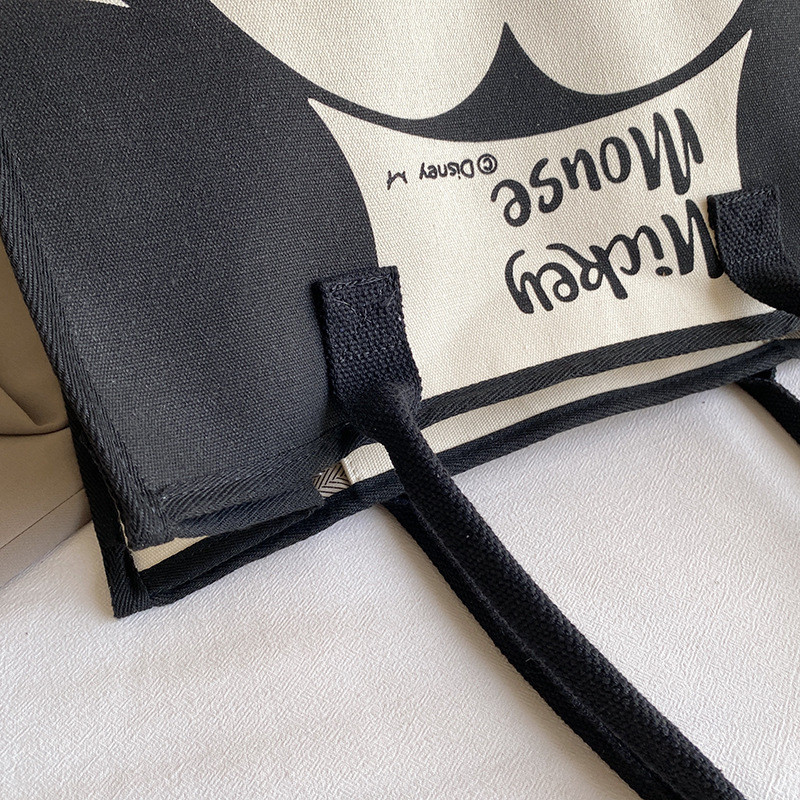 กระเป๋าสะพายไหล่ ขนาดใหญ่ จุของได้เยอะ ลายการ์ตูน #BAG031
