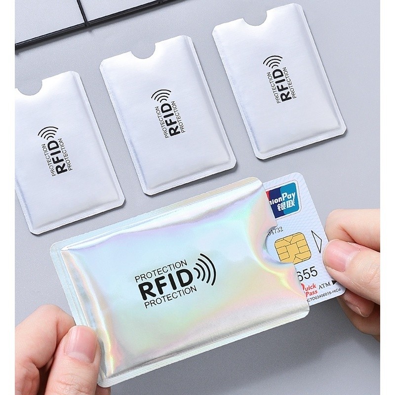 โปร่งใสโปร่งใส Frosted ID Holder RFID Anti-theft Card Holder กันน้ํา Anti-scratch ป้องกันกรณี Bank Card ID Card รถบัสการ์ตูนใช้