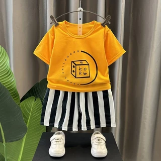ชุดเสื้อยืดฤดูร้อนสำหรับเด็ก ชุดแขนสั้นและกางเกงขาสั้นสำหรับเด็กผู้ชาย สองชิ้น คอกลม🍍