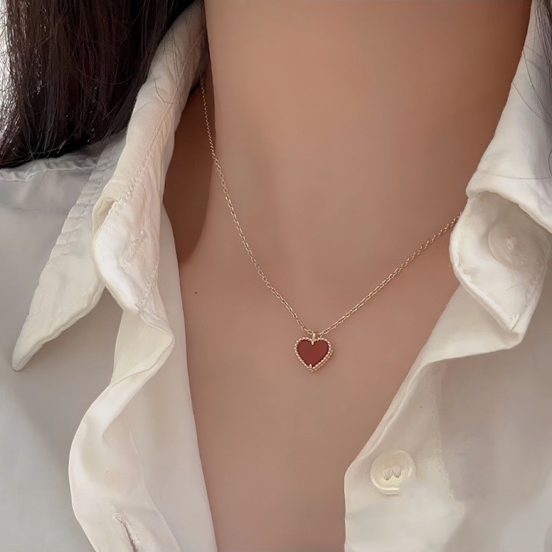 รุ่นใหม่รุ่นสูง v Gold สร้อยคอหัวใจขนาดเล็กหญิงหนาชุบ 18k Rose Gold รูปหัวใจ Carnelian cnc Clavicle 