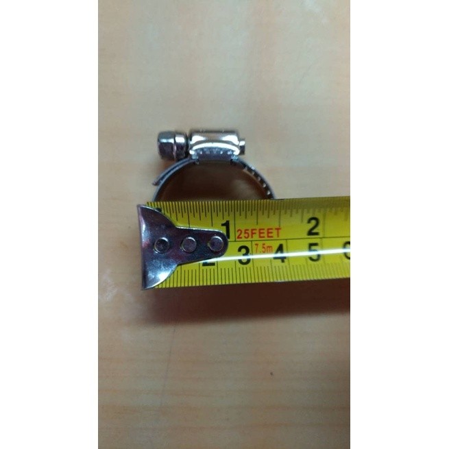 CLAMP / HOSE CLAMP 1 1/2"