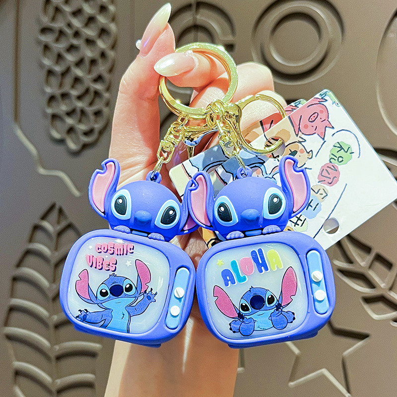 Creative Stitch Little TV พวงกุญแจ/จี้เรืองแสงน่ารักของขวัญการ์ตูน