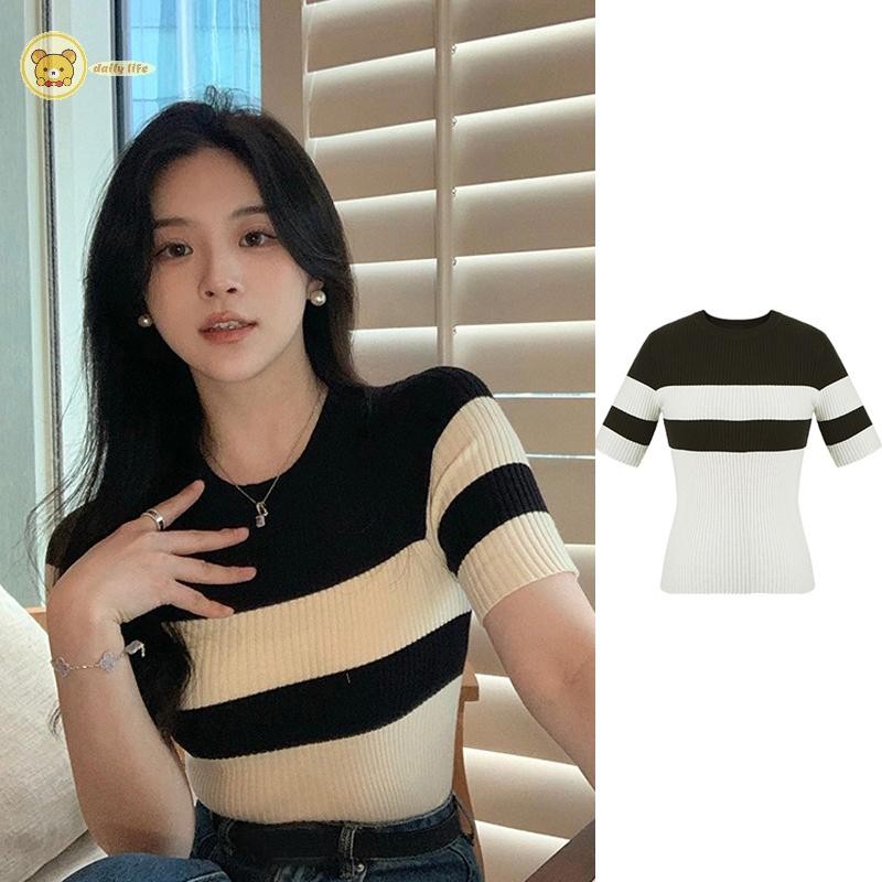 ชีวิตประจําวัน แฟชั่นฤดูร้อนลายถักเสื้อยืดผู้หญิงคอกลมแขนสั้นเสื้อครอปบางใหม่