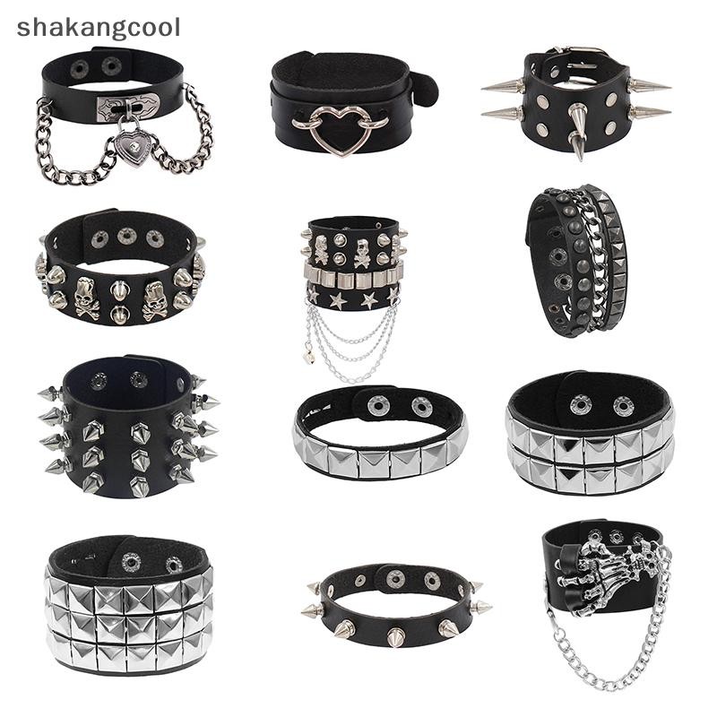Sgl 90s แฟชั่น Punk สไตล์สร้อยข้อมือบุคลิกภาพ PU หนังสามแถว Spikes สร้อยข้อมือสแควร์กําไลข้อมือ 2024 Party เครื่องประดับของขวัญ SGL