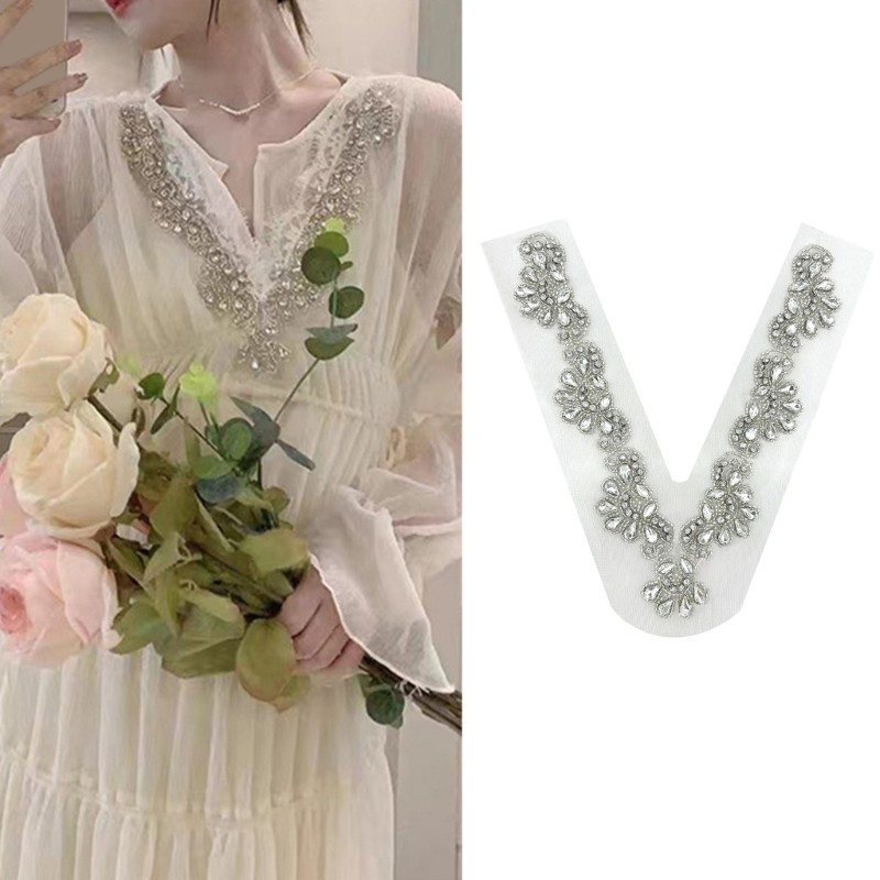 Stay V Neckline Rhinestones Collar Appliques ตกแต่งสําหรับเสื้อผ้าอาชีพพิเศษ