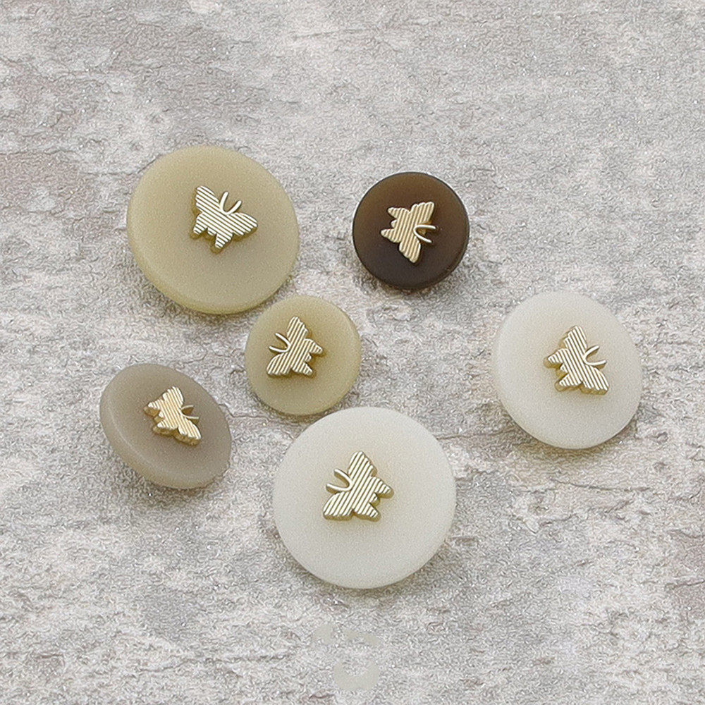 10ชิ้นที่ทันสมัยลายผีเสื้อเรซิ่นปุ่มโลหะ (สีดํา/สีขาว/สีน้ําตาล) - 15/20/25มิลลิเมตรรอบมินิมอลปุ่มสําหรับชุด/เสื้ออุปกรณ์เย็บผ้า - รูปที่ 3