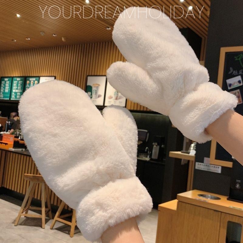 ผู้หญิงน่ารักหวานนุ่มตุ๊กตาปุยฤดูหนาวถุงมืออุ่นเย็นป้องกันwindproofหนาmittens