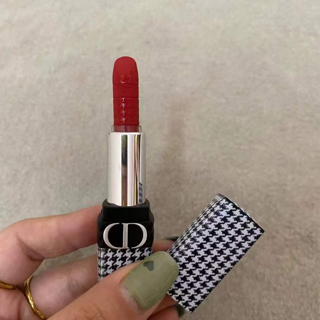 DI0.R ลิปสติก  กำมะหยี่ 999 ด้าน 772,1.5g ให้ความชุ่มชื้นและกันน้ำ