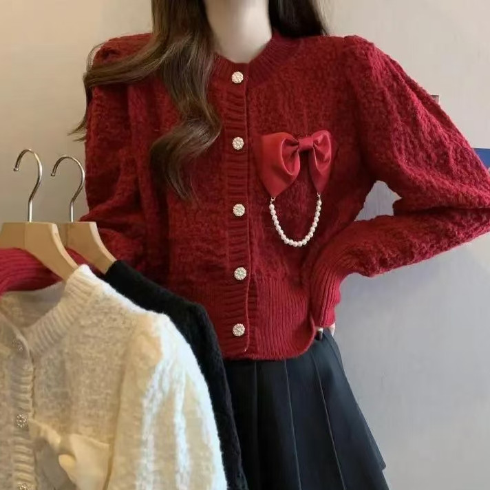Veewink พร้อมส่งจากกทม เสื้อไหมพรมแขนยาวผู้หญิง คอกลม กระดุมหน้า ปุ่มมุก ผ้านุ่ม คุณภาพดี