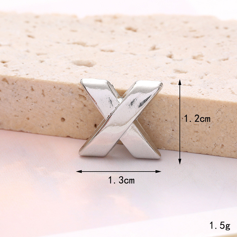 Creative New Punk Style Metal Silver Gold DIY Croc Jibitz INS Charm ปุ่มอุปกรณ์เสริมเหมาะสําหรับรองเท้าแตะ