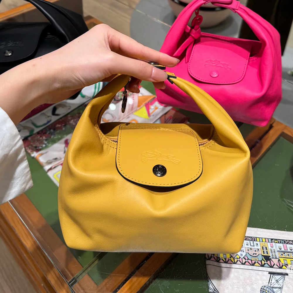 Ready Stock ของแท้ 100% Longchamp 10291987 ฤดูหนาวใหม่ผู้หญิงมินิกระเป๋าถือหนังวัว สิริ กระเป๋า แฟชั่นลําลองกระเป๋าเกี๊ยว