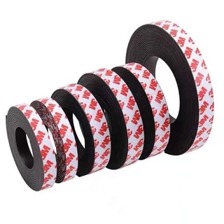 แม่เหล็ก แม่เหล็กเส้นยาง magnet แม่เหล็กยางเส้น 3M พร้อมกาว ( 1 เมตร )