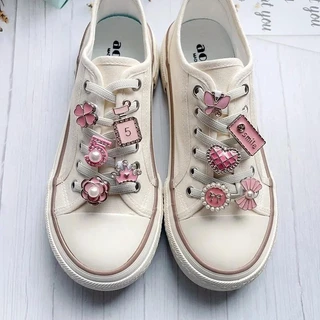 ใหม่ 1 ชิ้นสาวสีชมพูเชือกผูกรองเท้า Charm หัวเข็มขัดรองเท้า Laces Charms สําหรับรองเท้าผ้าใบตกแต่งแฟชั่น DIY Shoelaces อุปกรณ์เสริม
