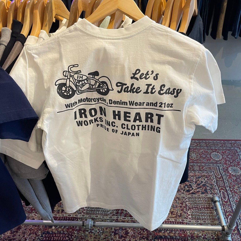 เสื้อยืดแขนสั้น IRON HEART จากผ้าฝ้ายบริสุทธิ์ 100%