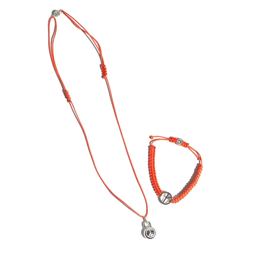 เว็บไซต์อย่างเป็นทางการของ Peaceminusone ของแท้สไตล์ใหม่ Kwon Ji-Dragon pmo Red String Anti-War สร้อ