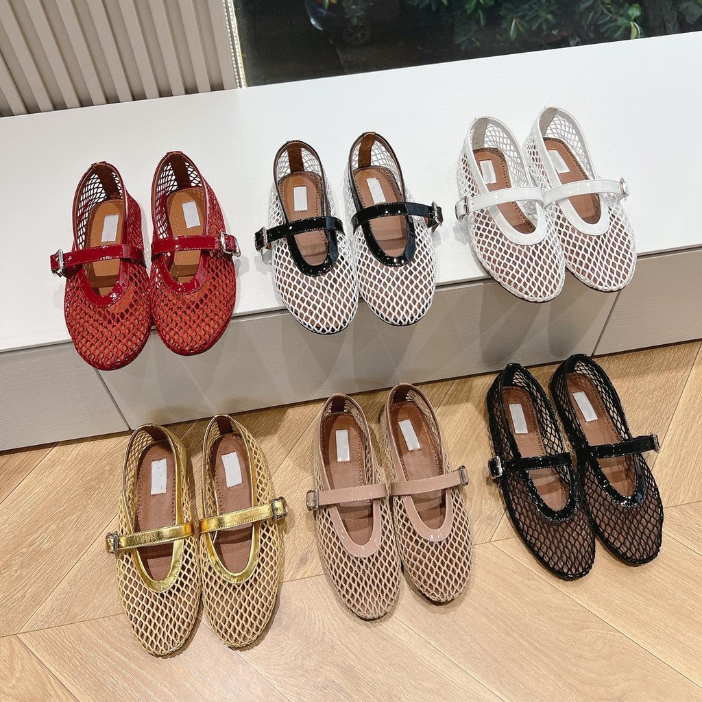 2024 Alaia กลวงตาข่ายแฟลตบัลเล่ต์ด้วย R hinestones แมรี่เจนรองเท้าสไตล์ฝรั่งเศสนางฟ้ารองเท้าแบนหนึ่ง