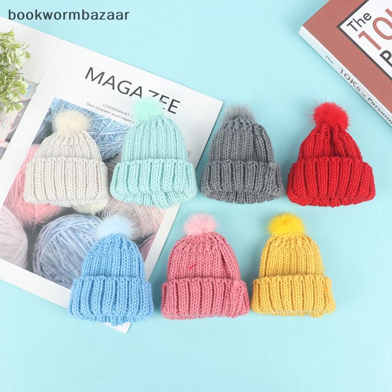 [bookwormbazaar] 1/6 Dollhouse Miniature แฟชั่นถักหมวกหมวกหมวกตุ๊กตาตกแต่งบ้าน [TH]