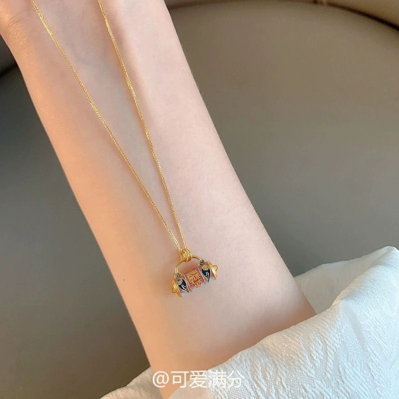 {Zakiram} สร้อยคอหรูหรา Niche เครื่องประดับนําโชคของผู้หญิงปีความรู้สึกระดับไฮเอนด์} Zakiram} สร้อยค