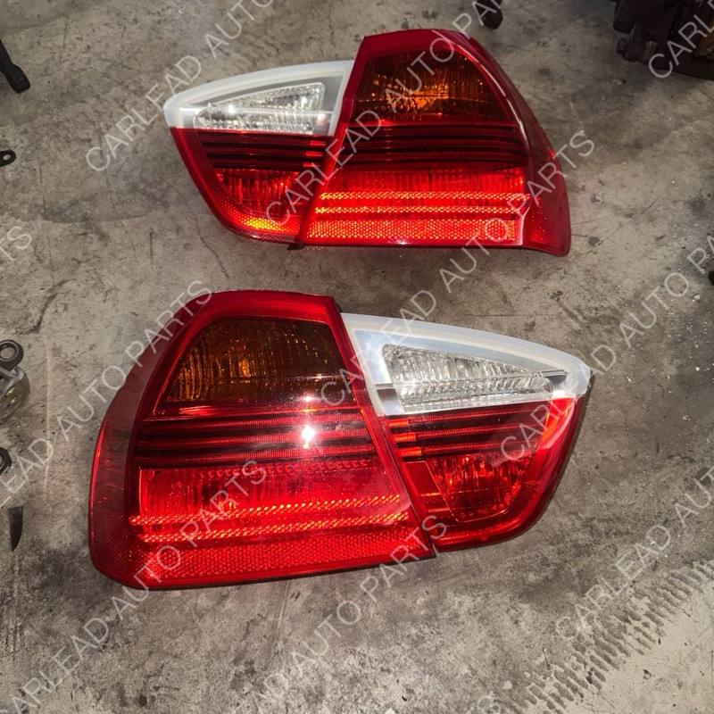 ไฟท้าย BMW 3 Series E90 นําเข้าจากประเทศญี่ปุ่นใช้แล้ว