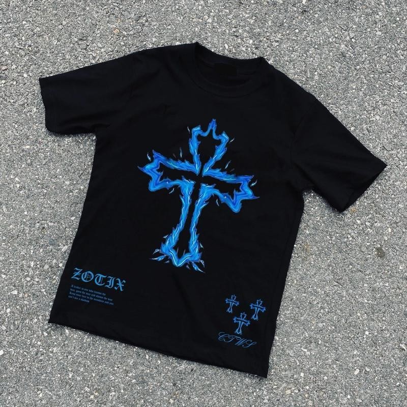 เสื้อยืด สกรีนลาย ไม้กางเขน คอกลม แขนสั้น ผ้าคอตตอน สีดำ สีขาว